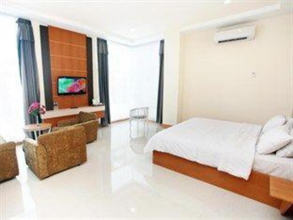 Horison Plaza Tegal Hotel Exterior photo
