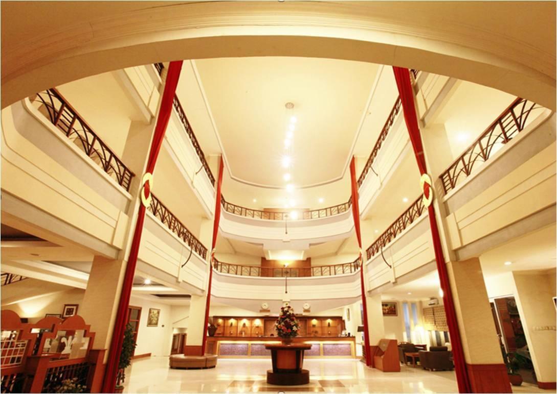 Horison Plaza Tegal Hotel Exterior photo